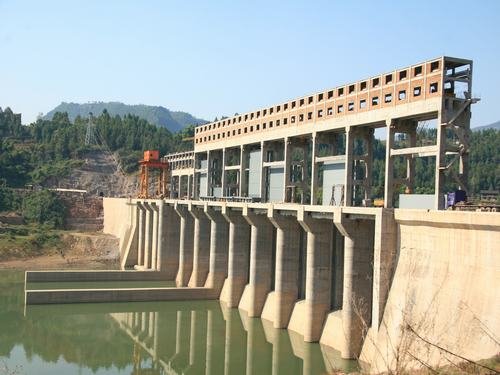 平昌县双滩水电站闸坝